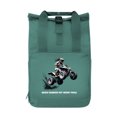 Le quad avec sac à dos est mon yoga