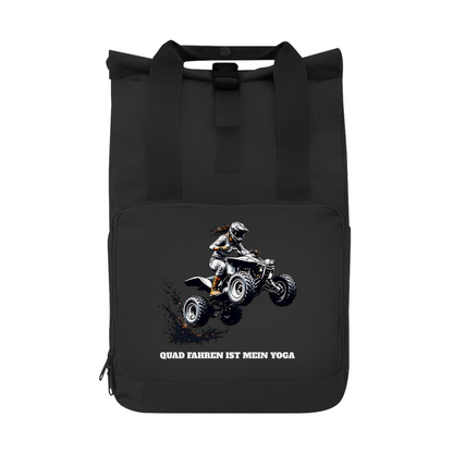 Le quad avec sac à dos est mon yoga